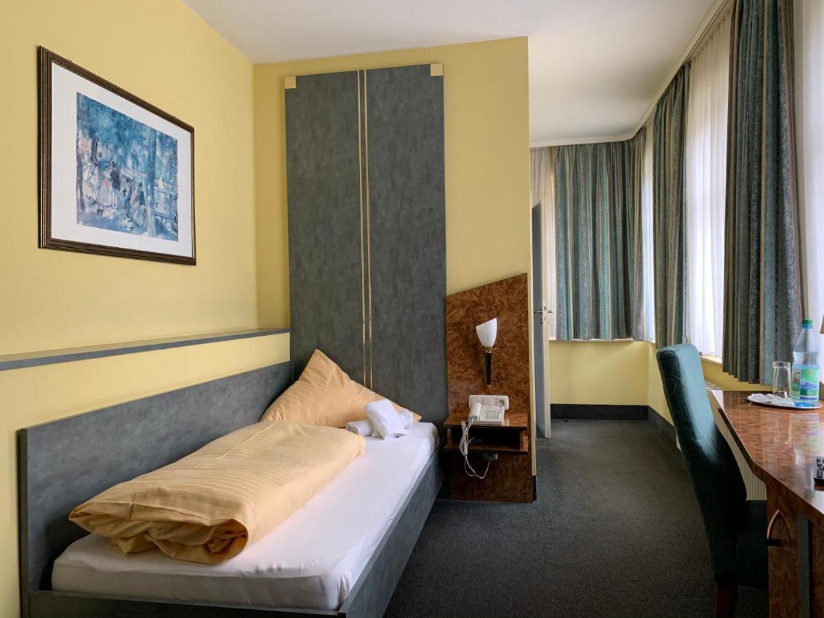 Hotel Quellenpark Bad Elster Eksteriør bilde